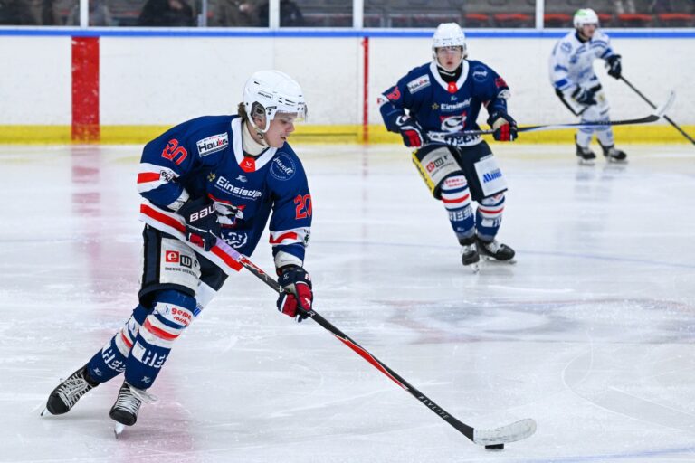 Falcons gewinnen erneut